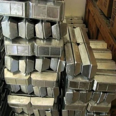 Light Silver White Pure Magnesium Ingot 99.95% For Body Structural Parts